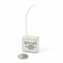 Digital temperature sensor with a coin battery for reference 